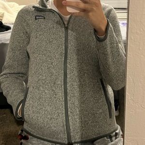 Patagonia sweater Youth Size but fits as XS women